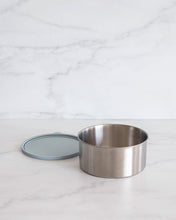 Load image into Gallery viewer, Stainless steel container with leakproof silicone lid for food storage. Perfect for storing leftovers, salads & snacks
