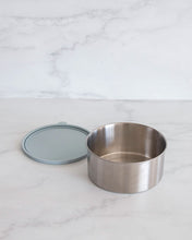 Load image into Gallery viewer, Stainless steel container with leakproof silicone lid for food storage. Perfect for storing leftovers, soups & salads