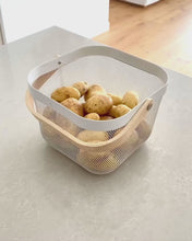 Load image into Gallery viewer, Basket with Wooden Handle