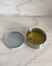 Load image into Gallery viewer, Stainless steel container with leakproof silicone lid for food storage. Perfect for storing leftovers, soups &amp; salads